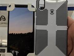 苹果新iPhone价格又有变：6.1寸799美元起，网友：肾都不够用了！