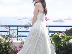 TCL创意出品  女神何穗携手XESS浮窗全场景TV倾情演绎视觉大片