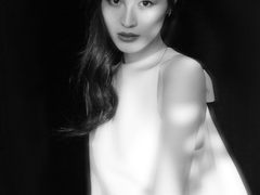 TCL创意出品  与何穗一同领略XESS浮窗全场景TV之美