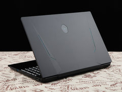 15.6寸窄边大屏游戏本 雷神911 Air星战版图赏