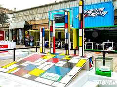 搭乐高秒变变形金刚！360发布全球首款积木版路由器