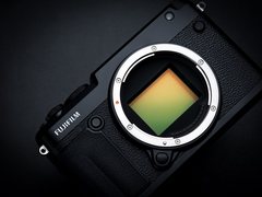 富士推出旁轴取景造型的GFX系列无反中画幅数码相机GFX 50R