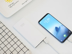 配件也顺便交个朋友 魅族移动电源3图赏