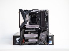 最新的九代酷睿i9-9900K和i9-7900X那个更划算性能更强？