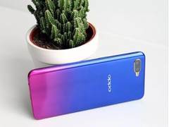 自拍达人的福音，高颜值的千元屏下指纹机OPPO K1