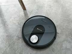 扫地机器人好用吗？高端配置打造洁净家庭