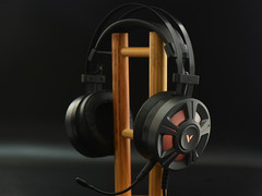 7.1声道+多彩背光 雷柏VH510游戏耳机图赏