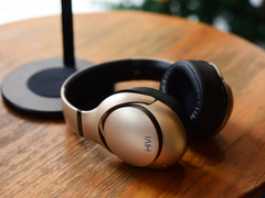 出街潮品 惠威AW-85降噪耳机带你领略音乐之美