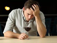 曾经无话不谈的好朋友，如今怎么见个面都难