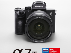 索尼A7M3捧得欧洲权威EISA “年度相机大奖”