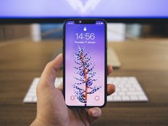 iPhone 11最新爆料：将采用类似谷歌Pixel 3的磨砂玻璃后盖