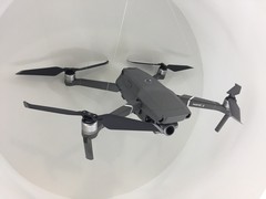 哈苏相机加持 大疆发布“御”Mavic 2系列无人机