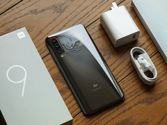 战斗天使终极形态 小米9透明尊享版开箱