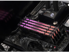 超高频率王者！HyperX Predator掠食者DDR4 RGB骇客神条