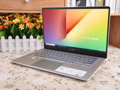 金属拉丝“全面屏” 华硕灵耀S 2代轻薄本美图图赏