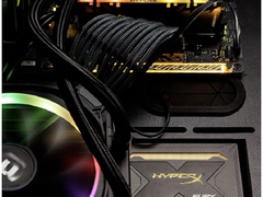 HyperX FURY雷电RGB固态硬盘和机械硬盘的区别