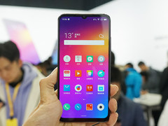 颜值与性能兼备 魅族Note 9现场试玩