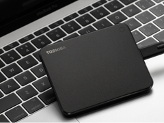 外观优雅的性能猎豹，东芝XS700移动固态硬盘深度体验