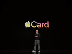 Apple Card苹果信用卡亮相：消费返现还免四费