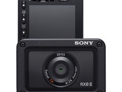 索尼发布新一代迷你黑卡RX0 II  随心记录高品质影像
