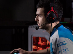 360度玩转HyperX Pulsefire Surge巨浪RGB鼠标炫彩光效