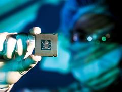 英特尔下个月出货10nm CPU 苹果英特尔“情缘”已断？