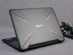 AMD锐龙7 3750H给力！飞行堡垒7游戏本评测