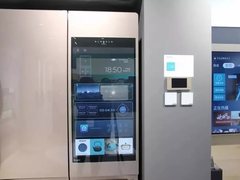 IFA  2018：海信智能物联冰箱亮相 32英寸屏幕很吸睛