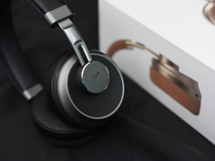 更适合年轻人的出街潮品 惠威AW-65无线耳机开箱图赏