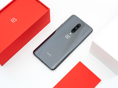 一加手机7 Pro曜岩灰开箱：或许这个颜色更契合西装暴徒