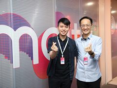 小米与美图合建AI美学实验室 打造全新美图手机