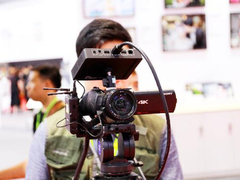 专业又便携 索尼AX700摄像机带你进入直播新领域
