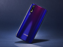 vivo Z5图赏：兼具性能质感 千元机也能一步到位