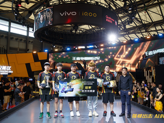 vivo AI电竞战队SUPEX亮相CJ iQOO Pro 5G版更抢眼