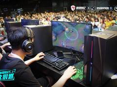 雷霆世纪燃爆CJ展台 觉醒系列彩色新品震撼首发