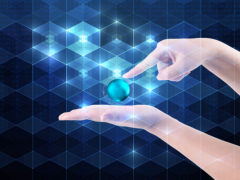 如何在多云环境中管理数据？