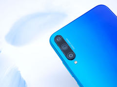 荣耀Play3拍照对比：千元4800万像素让细节尽显