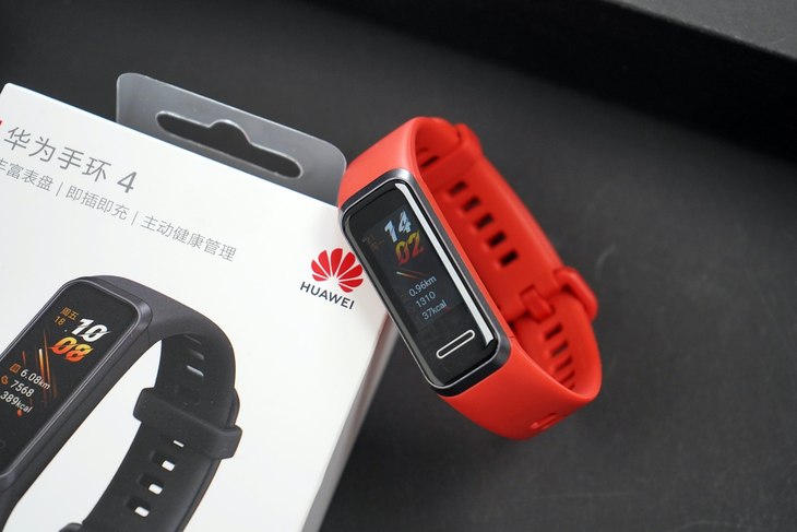 华为手环4深度体验:9种运动模式更全面，三大健康管理体系最亮眼