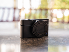 口袋中的α9 索尼黑卡RX100 VII测试体验