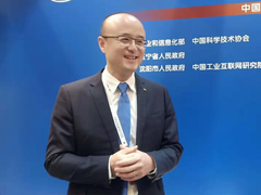 紫光云全面推进工业互联网战略，重点打造数字化“底盘”