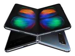 三星Galaxy Fold再曝新专利：前置相机位置改变，三个传感器