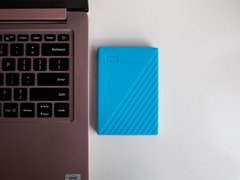 年轻就是要出彩 WD My Passport随行版 2TB移动硬盘评测