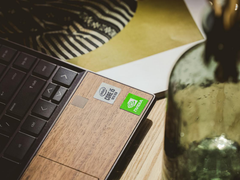 独一无二的设计，惠普ENVY Wood木纹轻薄本图赏