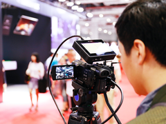 企业级直播好机 索尼FDR-AX700高性价比之选