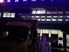 与时间赛跑的物流人：说不怕那是骗人的