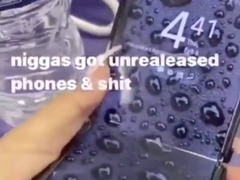 三星为第二款折叠屁屏预热 口袋放不下就折起来