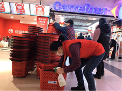 返城复工潮下，家乐福加强“保供防控”