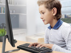 在线学习有新意，视力保护刻不容缓