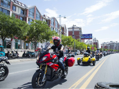 往返2000多公里，苏宁“王一博”雪夜送防疫物资