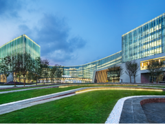 苏宁百货首次双线联动助力商户，开启零售新篇章